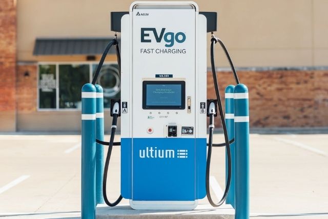 Zacks: GM & EVgo to Install 400 Fast Chargers in U.S.