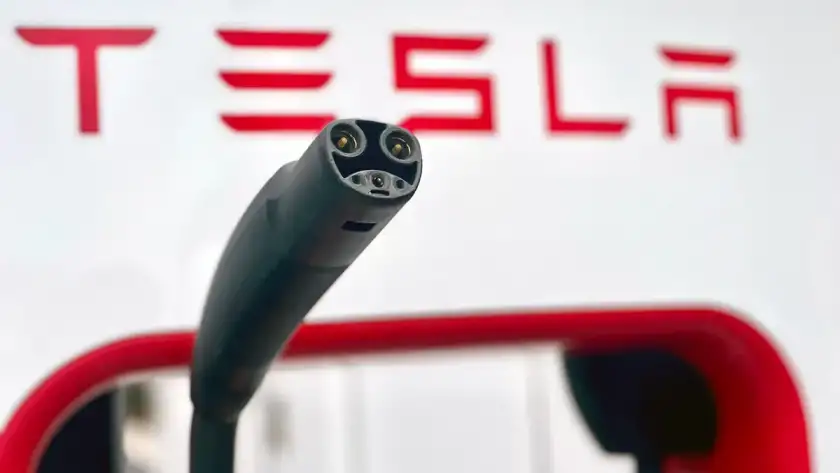 Big Update: Tesla’s NACS Becomes Federal EV Charging Standard