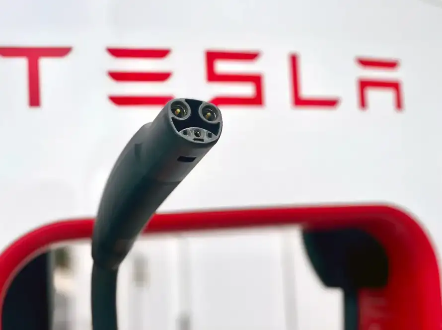 Big Update: Tesla’s NACS Becomes Federal EV Charging Standard