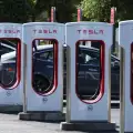 Tesla’s Mobile Chargers Power Up Holiday Travel