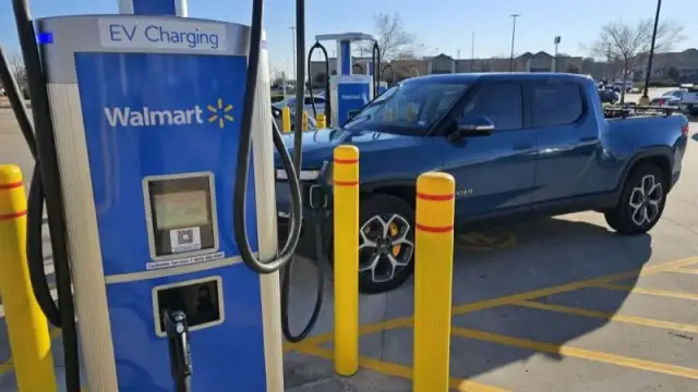 Walmart’s EV Chargers Could Undercut Tesla Superchargers!