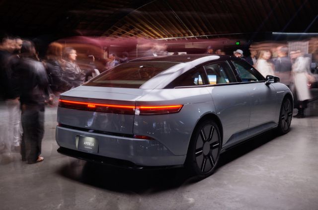 How Real Drivers Pick Their EVs: From Spreadsheets to Sunroofs