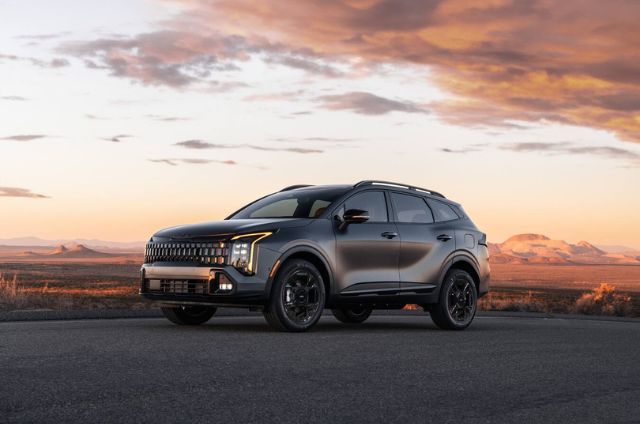 2026 Kia Sportage PHEV: Plug-In Power Meets Practical Style