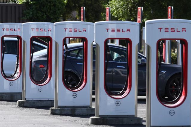 Tesla’s Nakusp Supercharger Finally Live