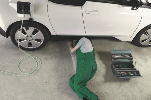 Are EV Repair Shops the Next Big Thing? They Might Be Already