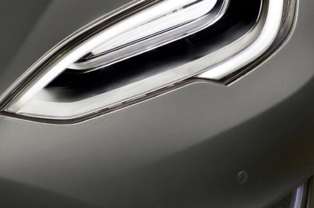 Tesla’s $225 Pre-Owned Lease