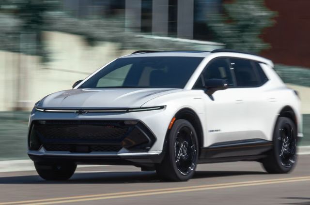 Chevy Just Made Its Equinox EV Leasea No-Brainer at $249/month