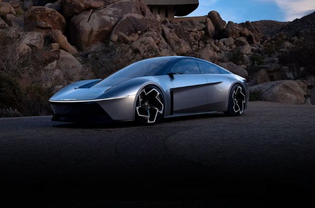 Chrysler Halcyon: The Electric Concept With Unlimited Range