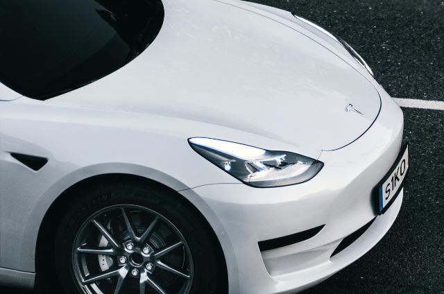 Tesla Slashes Model 3 Prices in Canada