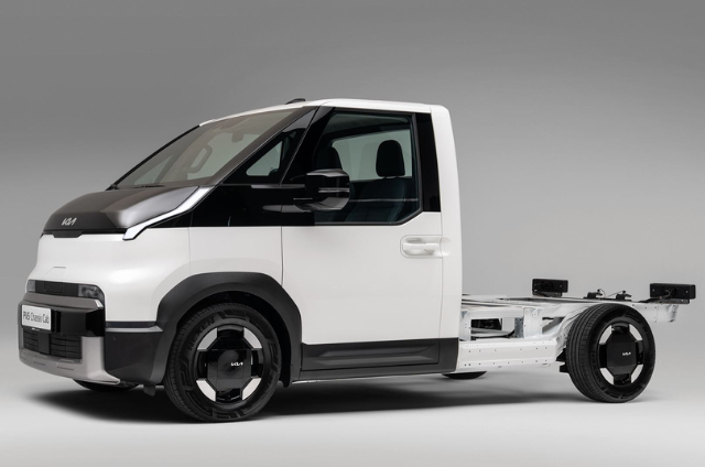 Kia’s New Electric Van Can Be Anything—Even a Food Truck