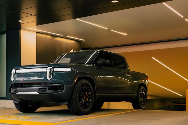 Rivian Direct Sales One Step Closer in Iowa