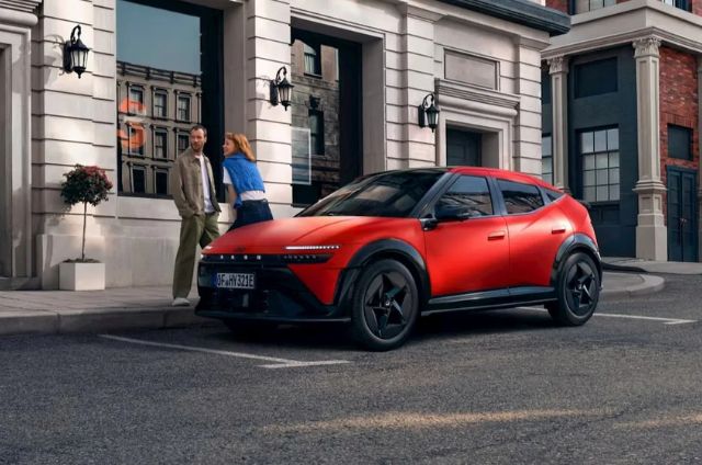 Hyundai IONIQ 3 Debuts with Big Range