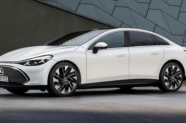 Mercedes C-Class EV Interior Goes Full Screen